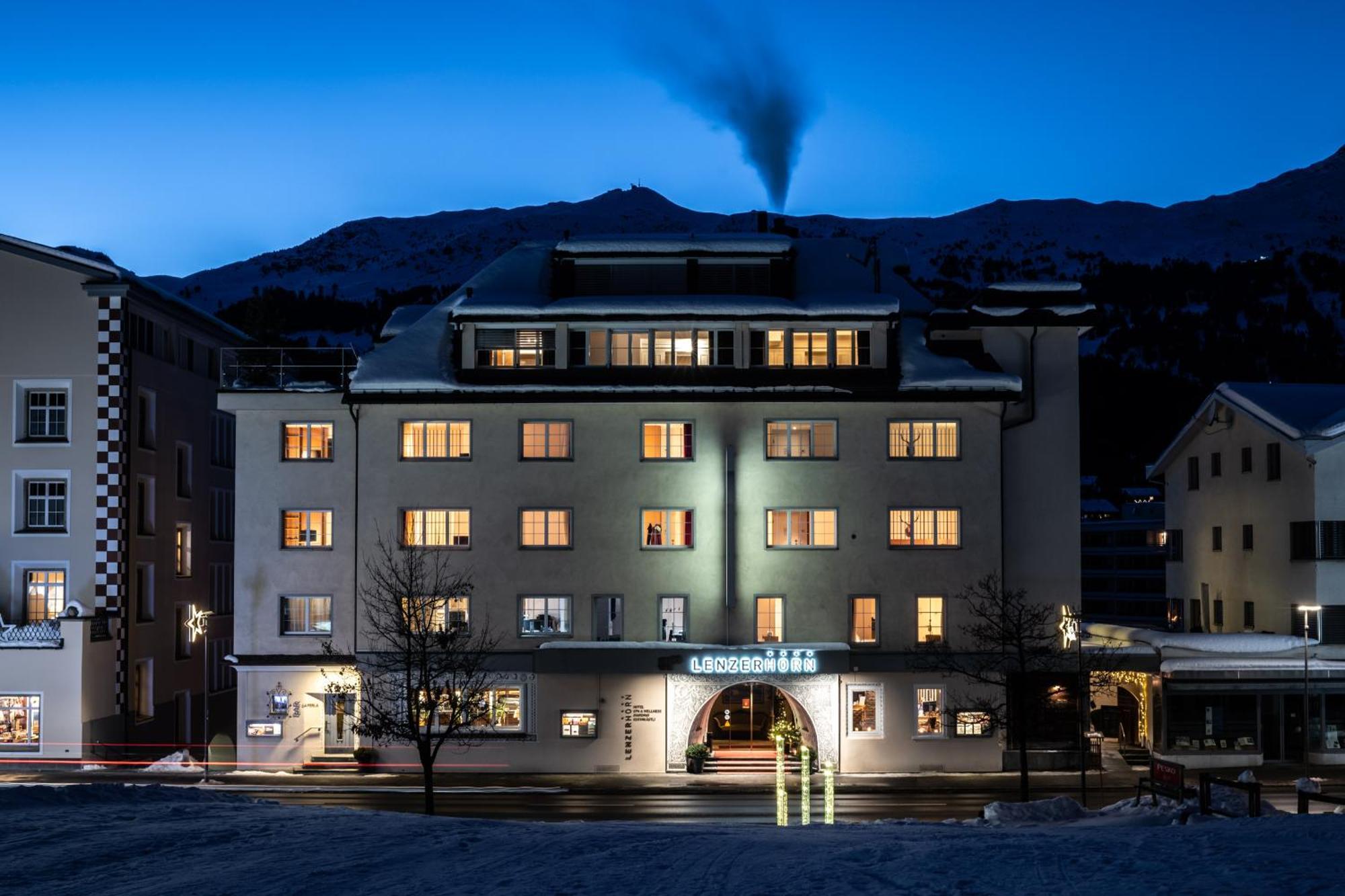 Hotel Lenzerhorn 렌쩨르하이데 외부 사진